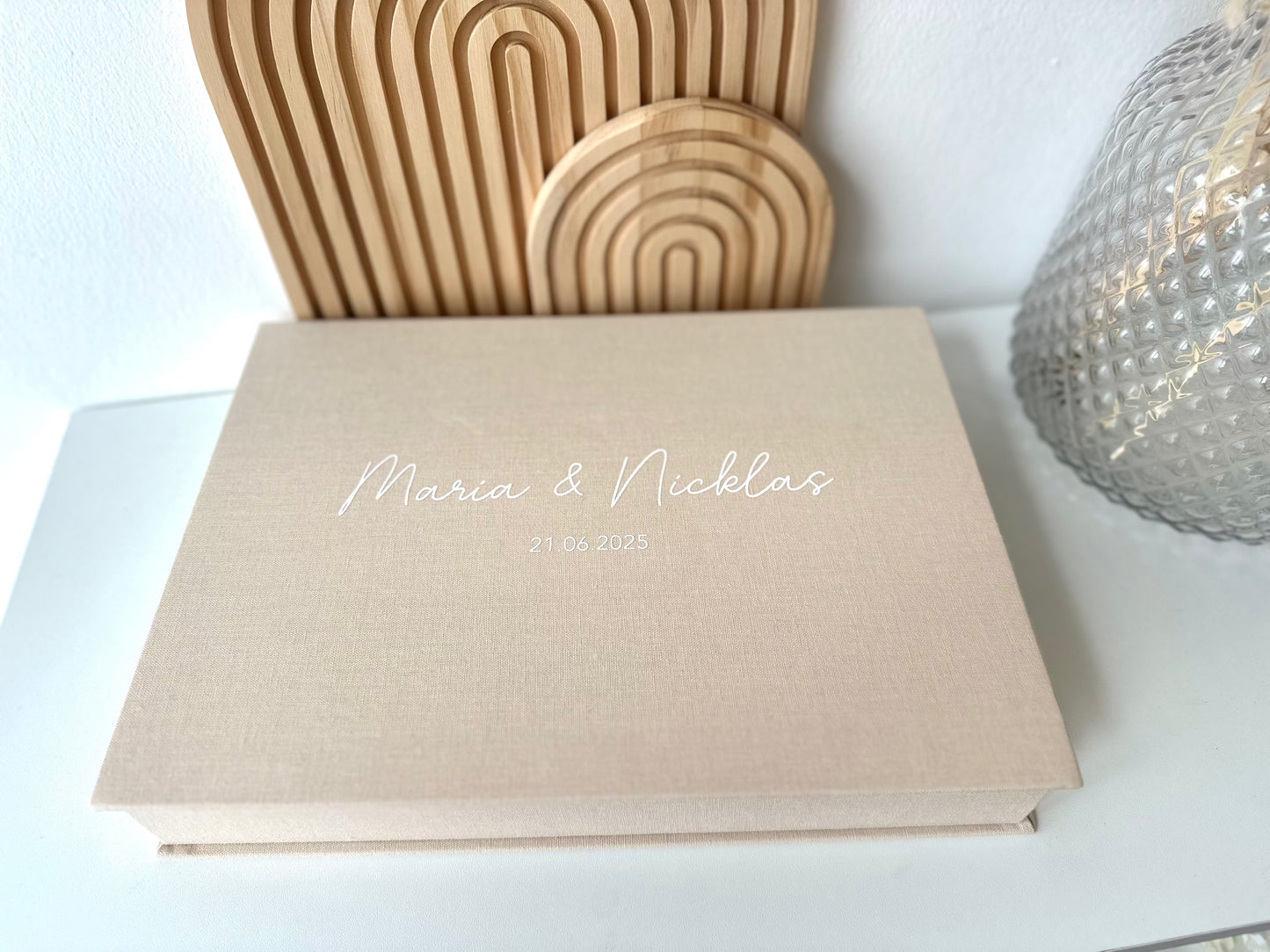 Leinen Geschenkbox zur Hochzeit personalisiert