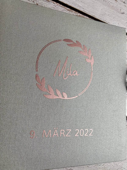 Fotoalbum mit Schleife